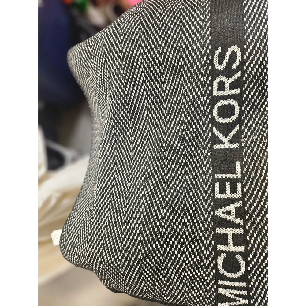 Michael Kors Metallic Silver Black Chevron Knit Logo Scarf